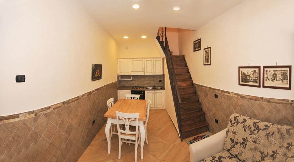 Look House Daire Napoli Dış mekan fotoğraf